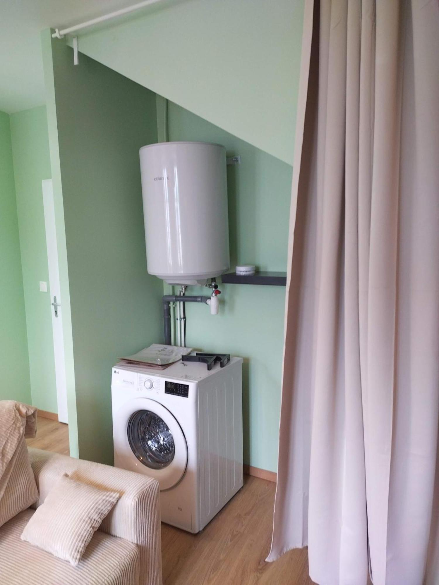 Appartement Neuf, Tout Confort Issoire Exterior photo